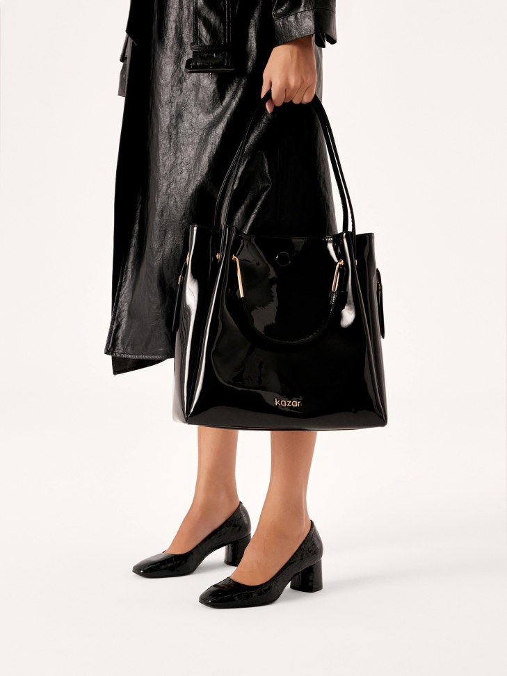 Borsa in vernice nera con manici in metallo ALEXANDRIA