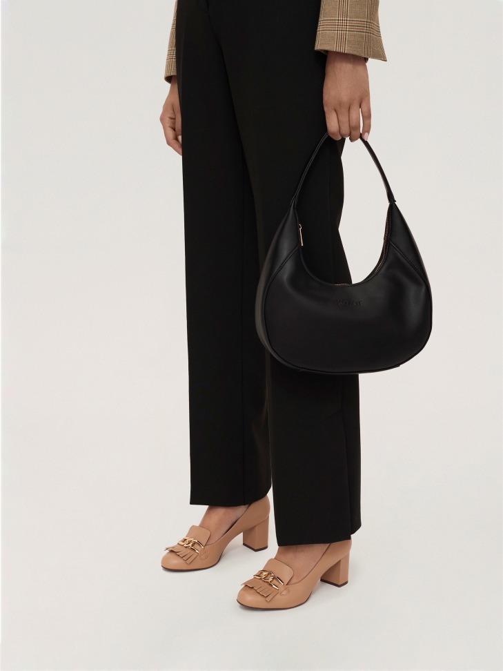 Décolleté in pelle marrone chiaro con nappe e catena WENDY