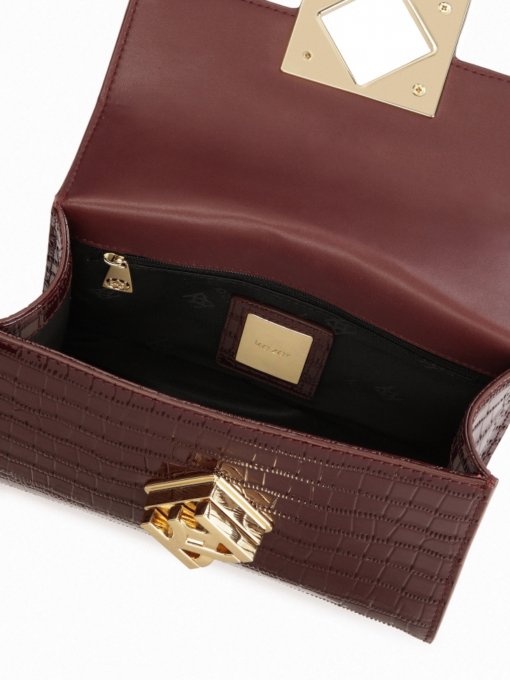 Borsa a mano marrone con motivo in rilievo e catena VIENA