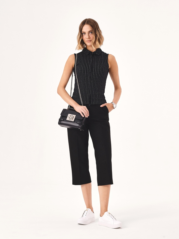 Sneakers bianche con monogramma KAZAR in rilievo MALIA