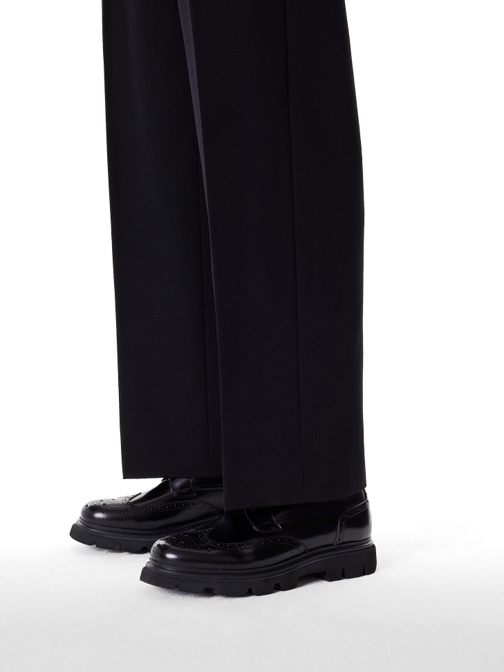 Scarpe casual brogue in pelle nera GRAYDEN