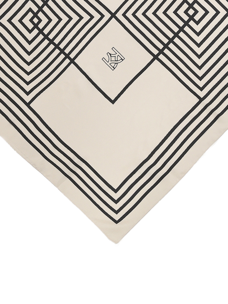 Sciarpa di seta beige con motivo geometrico nero HAMLEY