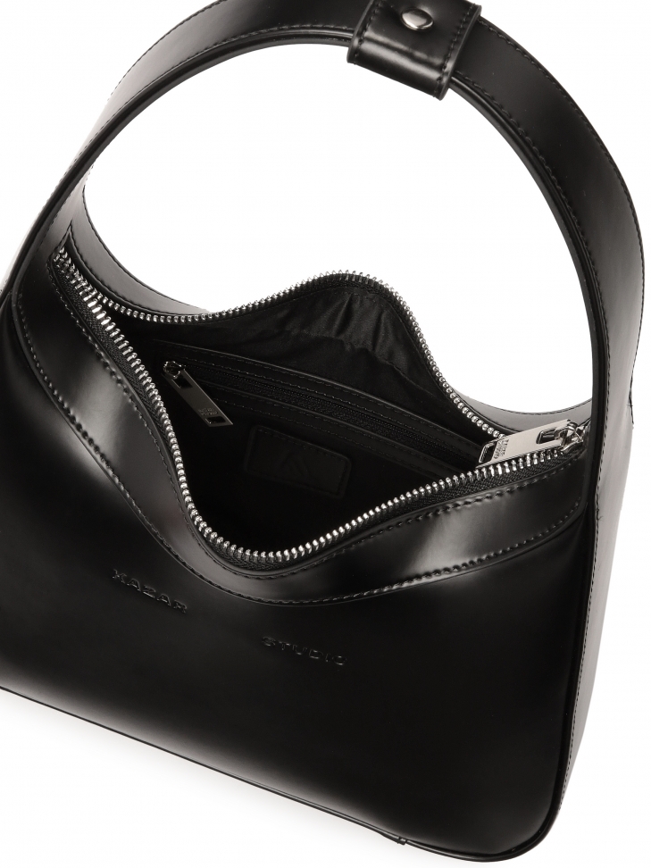 Elegante borsetta nera con superficie liscia KS TESS