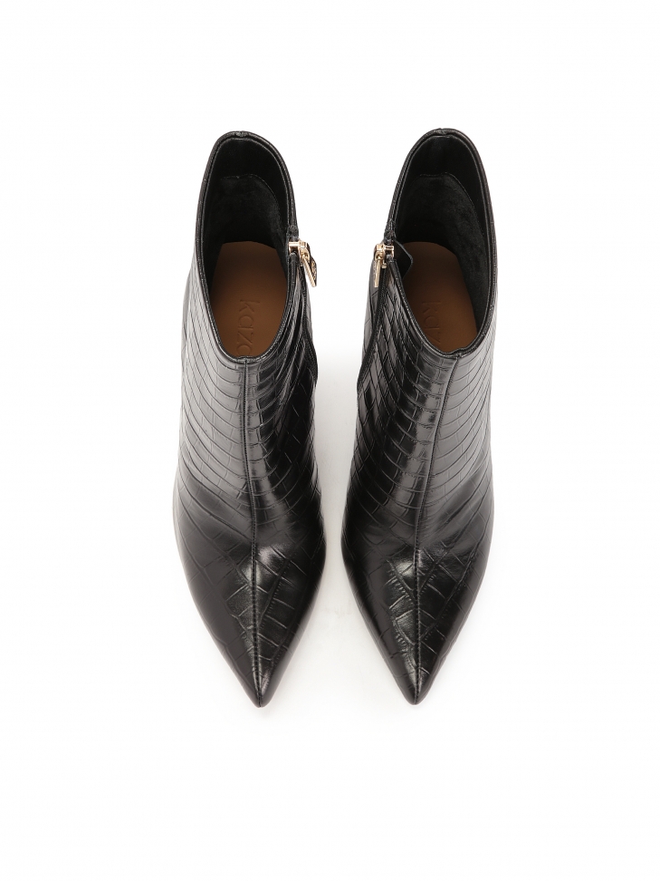 Stivali eleganti con tacco a spillo e motivo a coccodrillo  MAKANDA