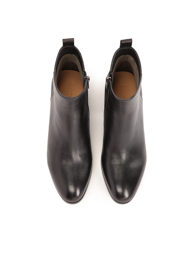 Scarpette decorate con motivi in rilievo LISLE