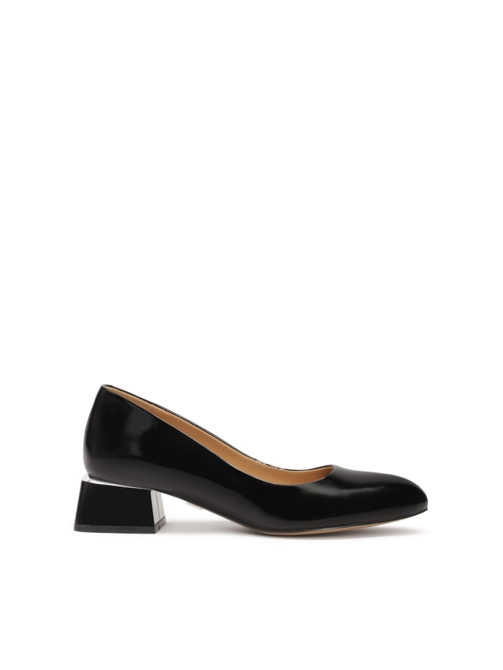 Décolleté in vernice con tacco largo e basso SIONA