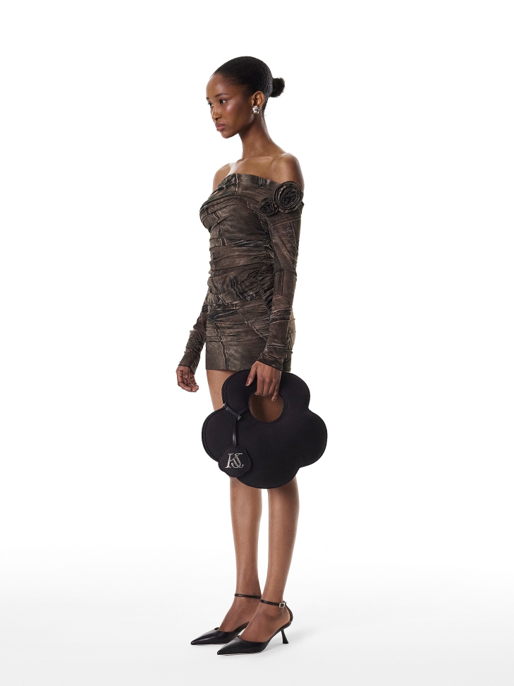 Décolleté nere con tacco e tomaia cut-out FLARE