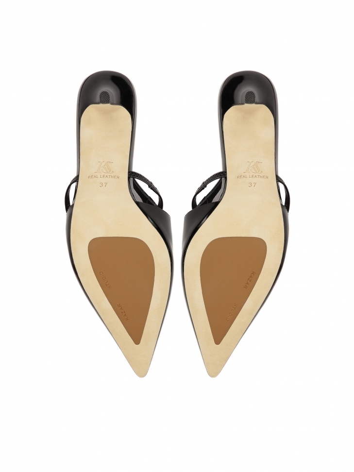 Décolleté in vernice nera NESSA