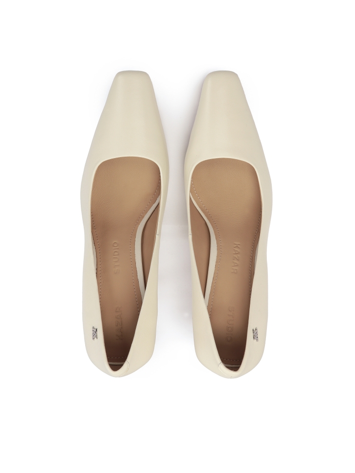 Classici tacchi a spillo in pelle pieno fiore color crema  ARIELLE