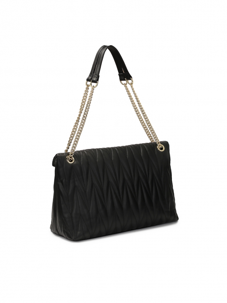 Borsa nera con un'insolita patta DIVA