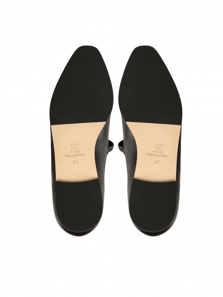 Ballerine in pelle nera con cinturino FEYZA