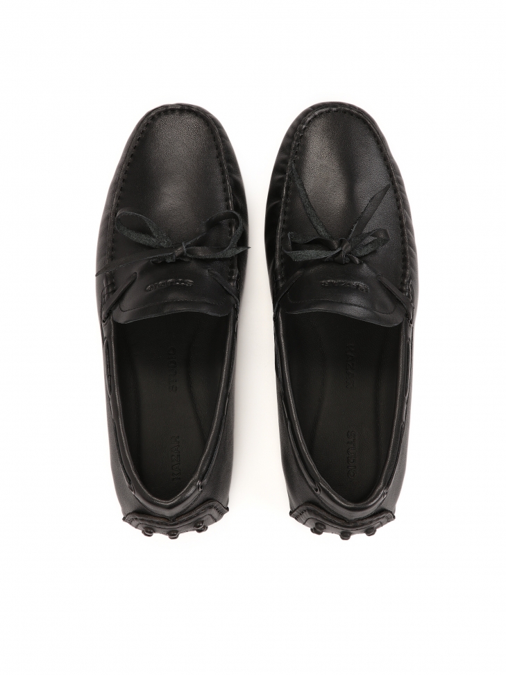 Mocassini in pelle nera con infradito allacciato  BILLY