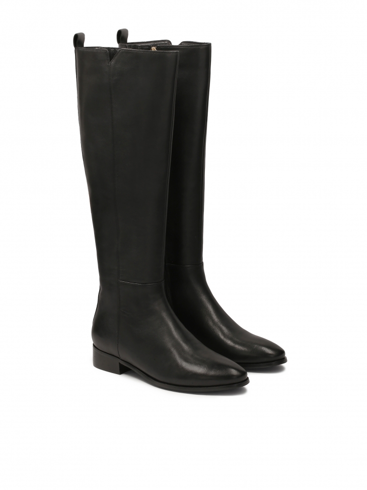 Stivali in pelle nera con ritaglio sulla tomaia TALIA