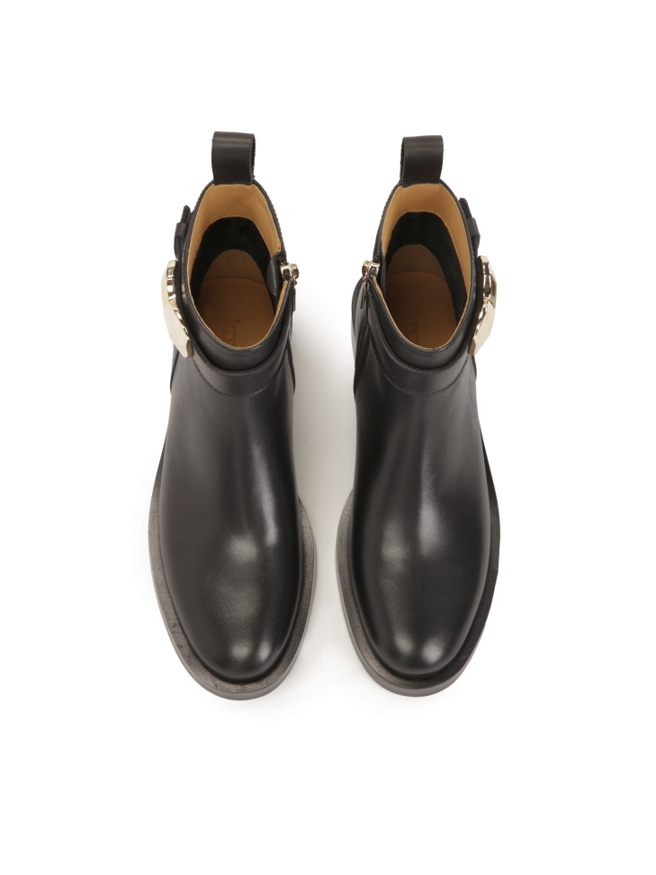 Stivali bassi decorati con un cuore in metallo REGGIE