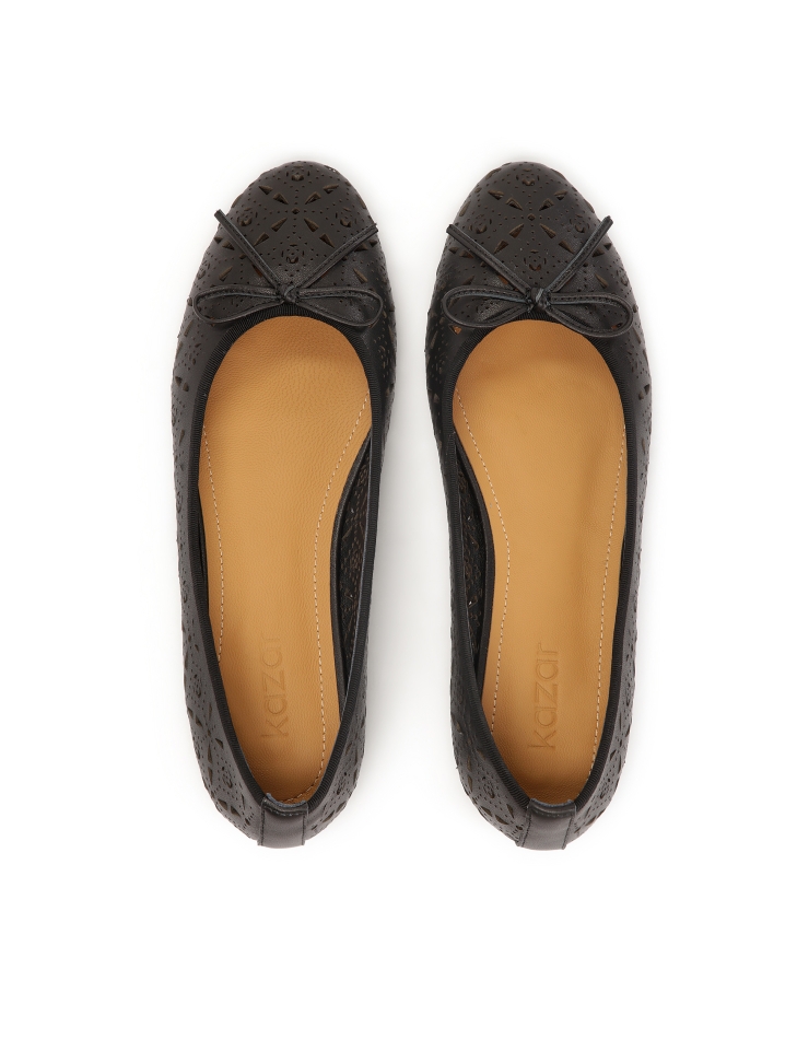 Ballerine nere decorate con motivi traforati EILEEN