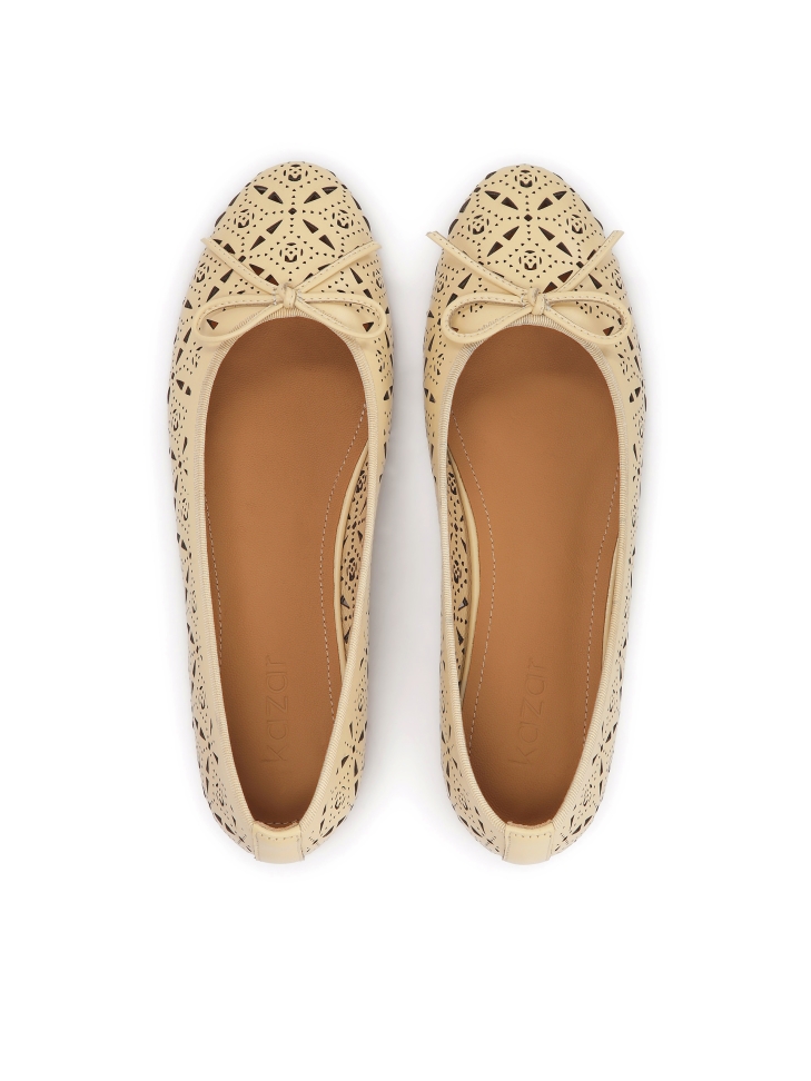 Ballerine in pelle con un raffinato design cut-out EILEEN