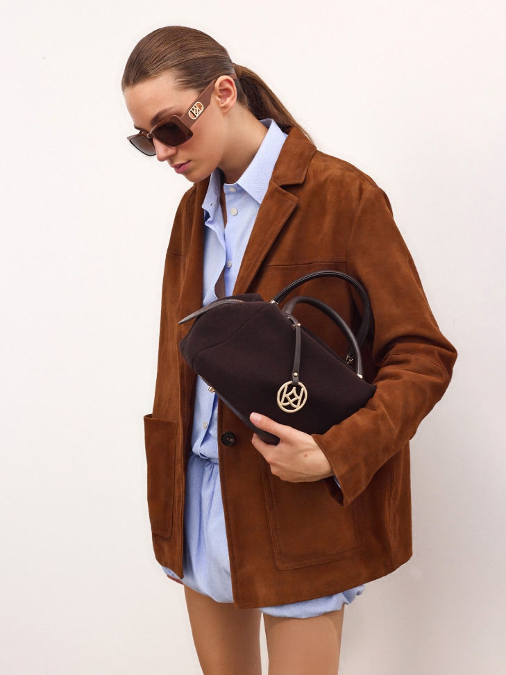 Borsetta in pelle scamosciata e vera pelle marrone con portachiavi WENNY