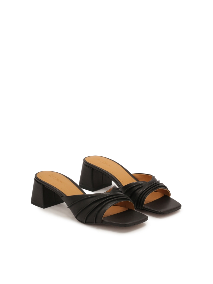 Mules con tacco e cinturino in crinkle SENA