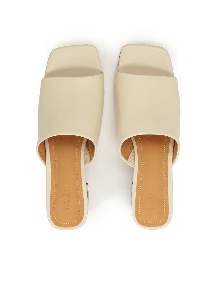 Mules eleganti su un tacco decorato con pietre  CARLYN