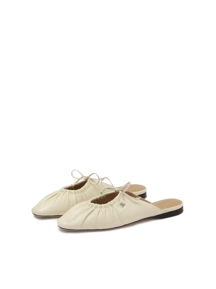 Scivoli crema con tomaia legata  KS LUCITA