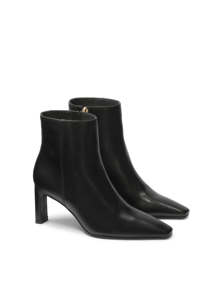 Stivali in pelle con naso allungato LAURYN